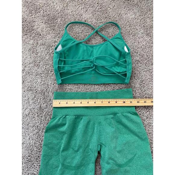 NVGTN Seamless Contour Shorts + Invincible Sports Bra Set Sz S - Picture 4 of 5